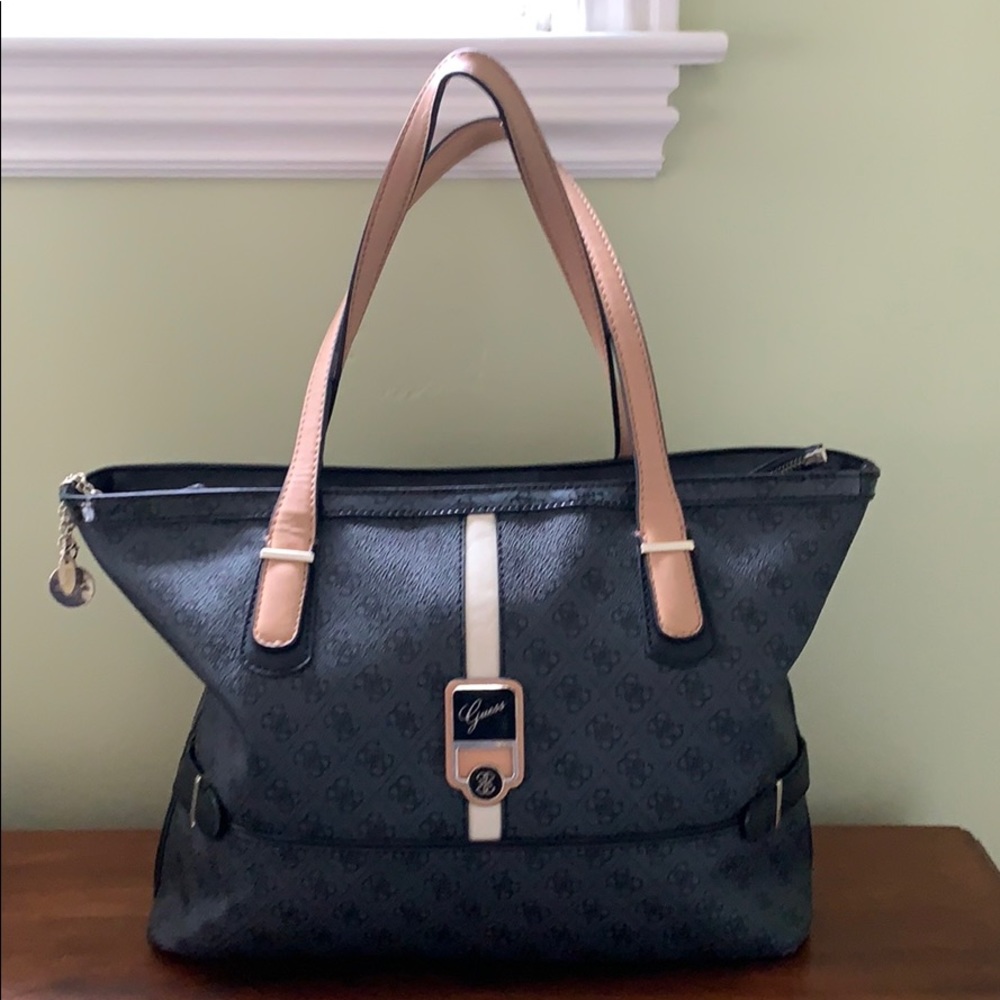 Guess  Kamryn black signature tote bag